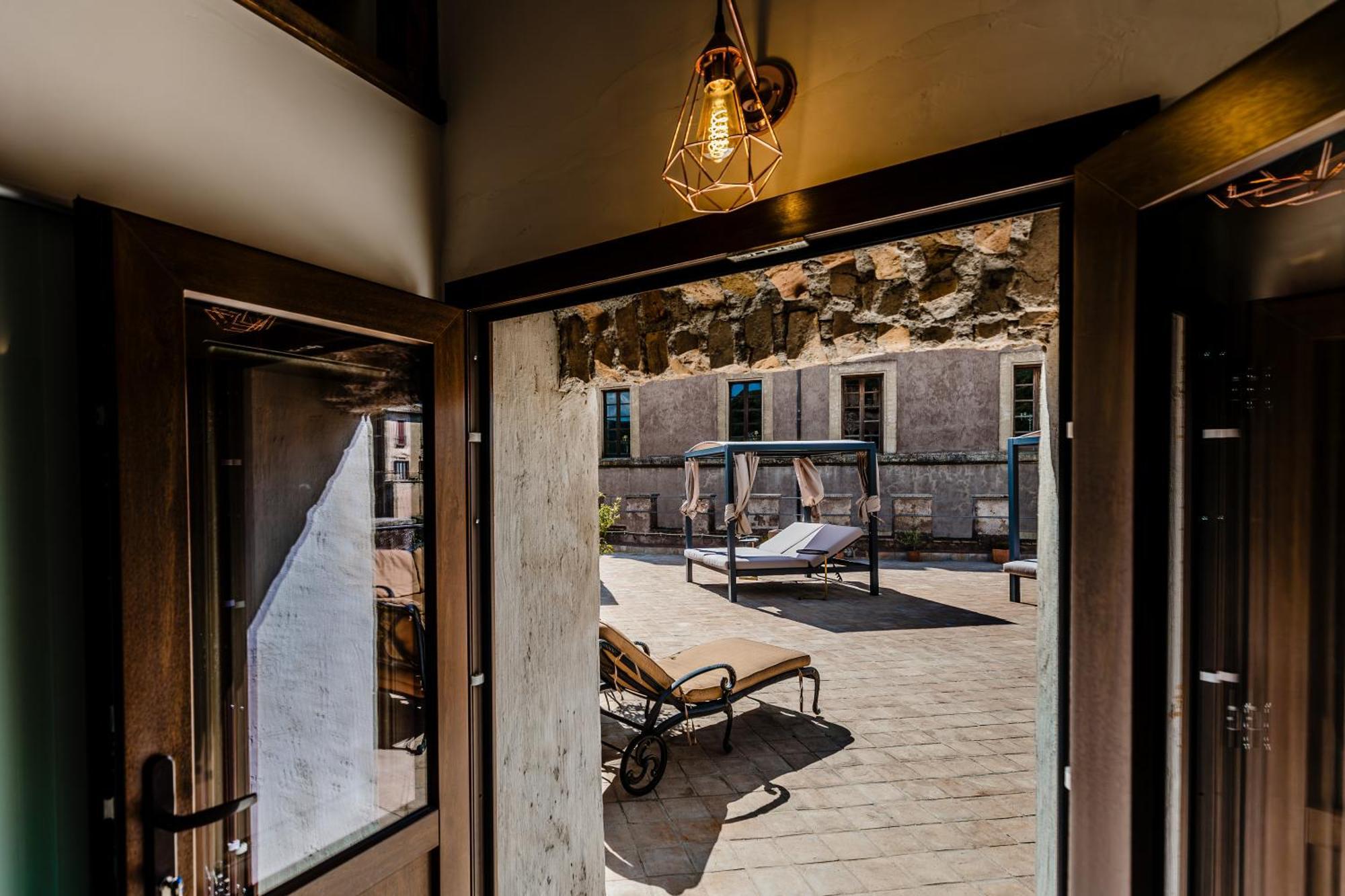 Castello Brancaccio Hotel San Gregorio da Sassola Екстериор снимка